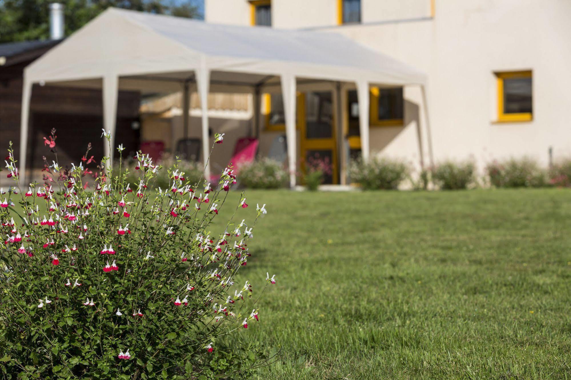 B&B Hotel Angers Parc Expos Verrieres-en-Anjou Exterior photo